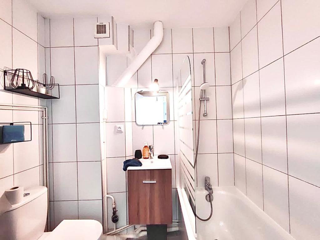 Cosy F2 A Proximite De Paris *